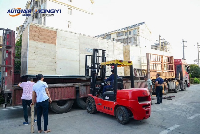 LNG低溫鶴管防旋轉(zhuǎn)設(shè)備內(nèi)浮盤頂罐罐壁板間如何連接？